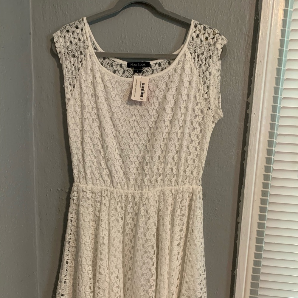 White Lace Dreas